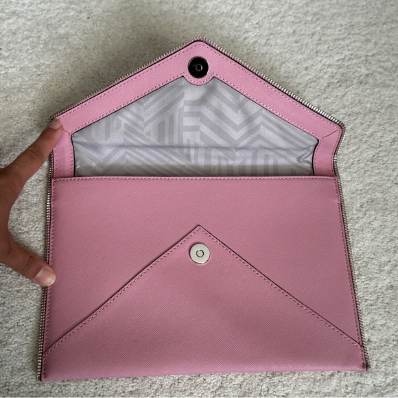 Pink envelope clutch - Picture 4 of 6